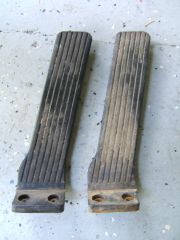 auto and manual gas pedals