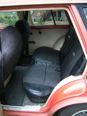 rear seats in good condition