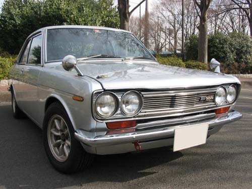 1971_Bluebird_1800SSS_Coupe--_Silver