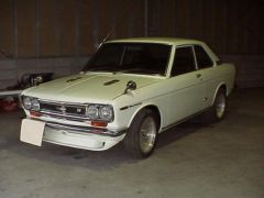 71_1800SSS_Coupe-_White