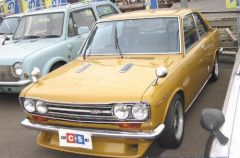 1970_Bluebird_SSS_Coupe_Safari_Gold