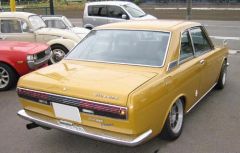 1970_Bluebird_SSS_Coupe_Safari_Gold_4
