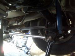 Datsun Comp traction bars