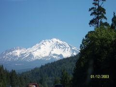 Mount_Shasta_in_July_2005