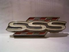 1970 P510 SSS 4 door sedan grille badge